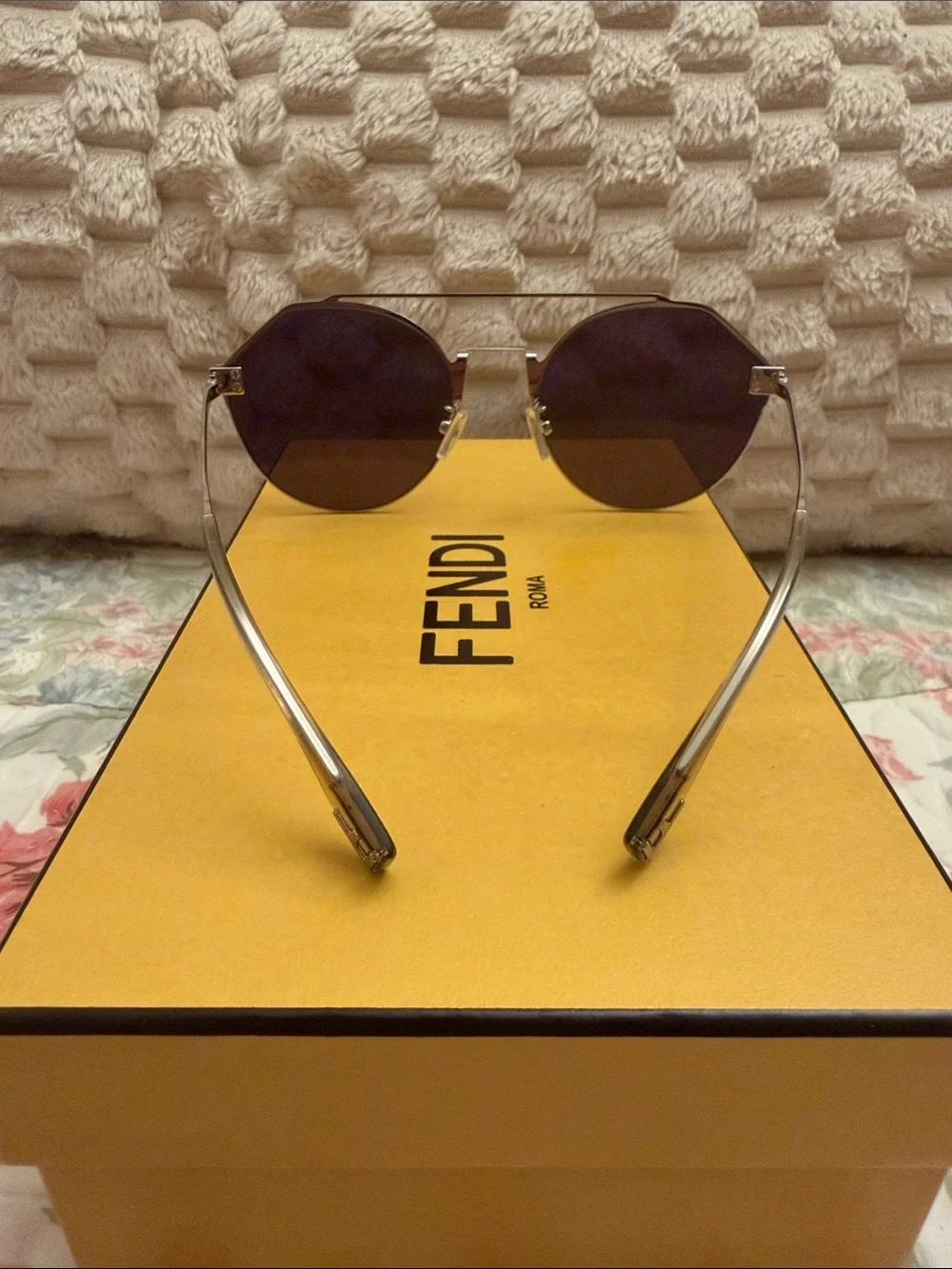 NEW Fendi FE40060U Silver Round Mirror Sunglasses