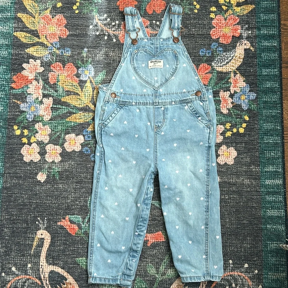 Like New: OshKosh B’gosh Denim Heart Overalls, Size 24 Months