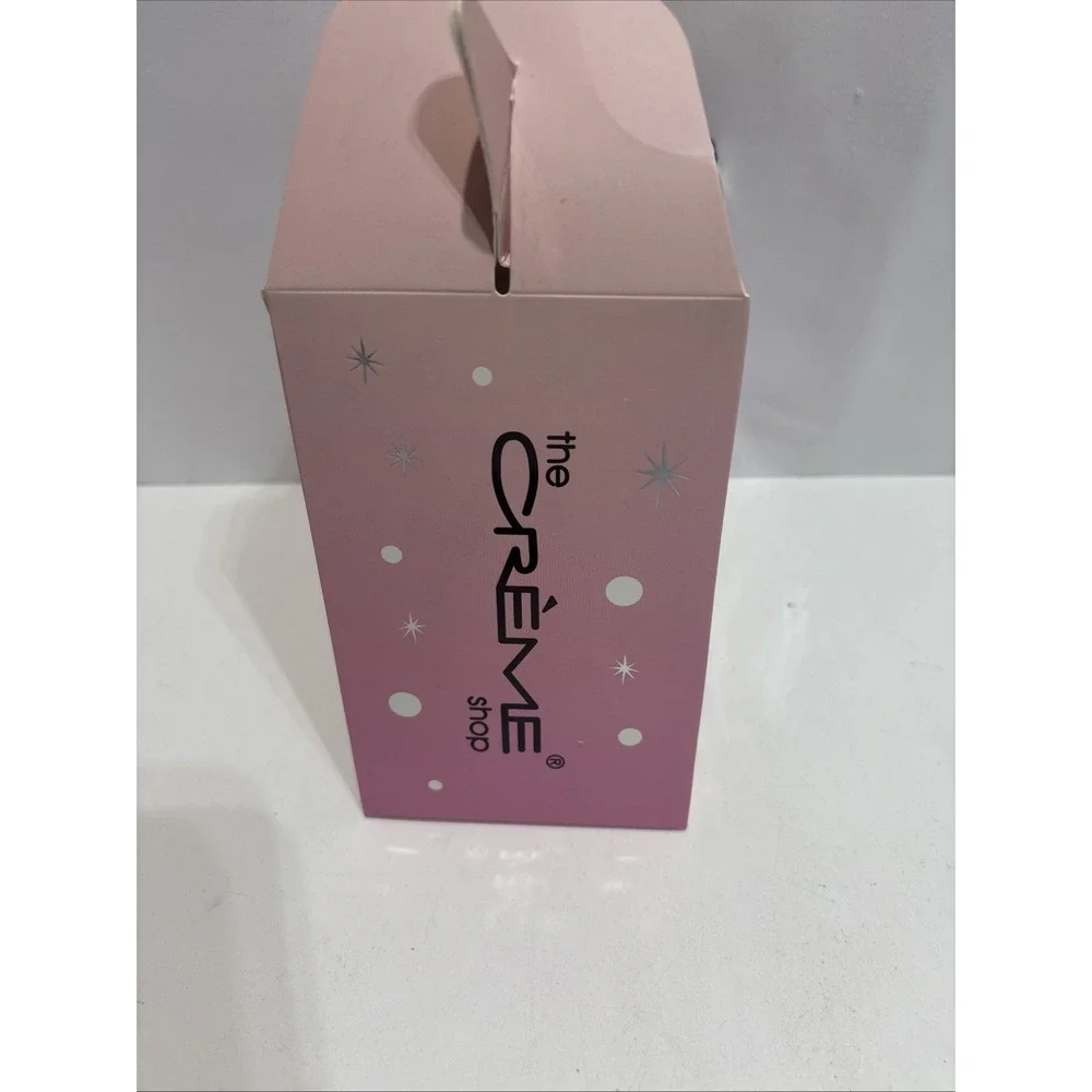 Limited Edition The CREME Shop Disney Minnie Strawberry Rose Fantasy Bath Set