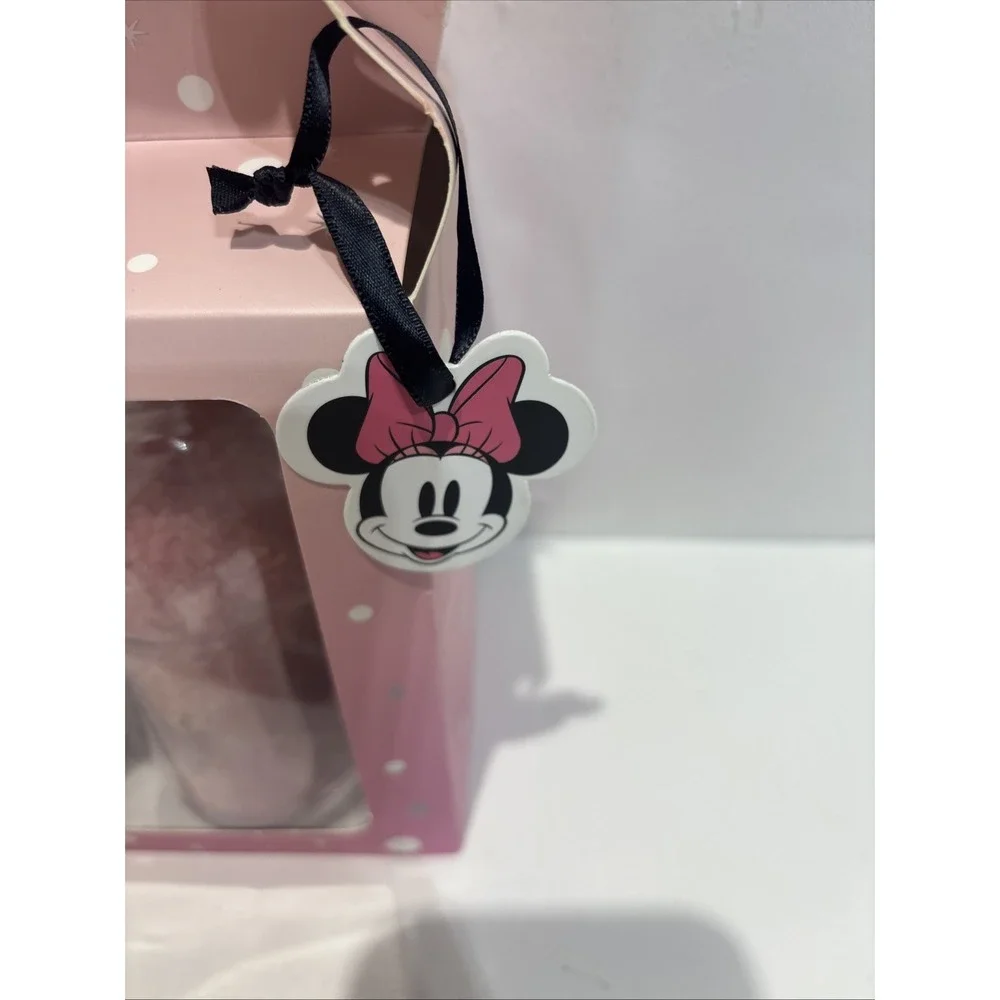 Limited Edition The CREME Shop Disney Minnie Strawberry Rose Fantasy Bath Set
